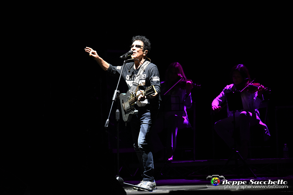 VBS_3954 - Concerto Edoardo Bennato - Peter Pan Rock 'n' Roll Tour.jpg